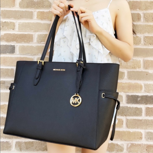 BUNDLE💕NWT Michael Kors Tote & Wallet - Picture 3 of 8